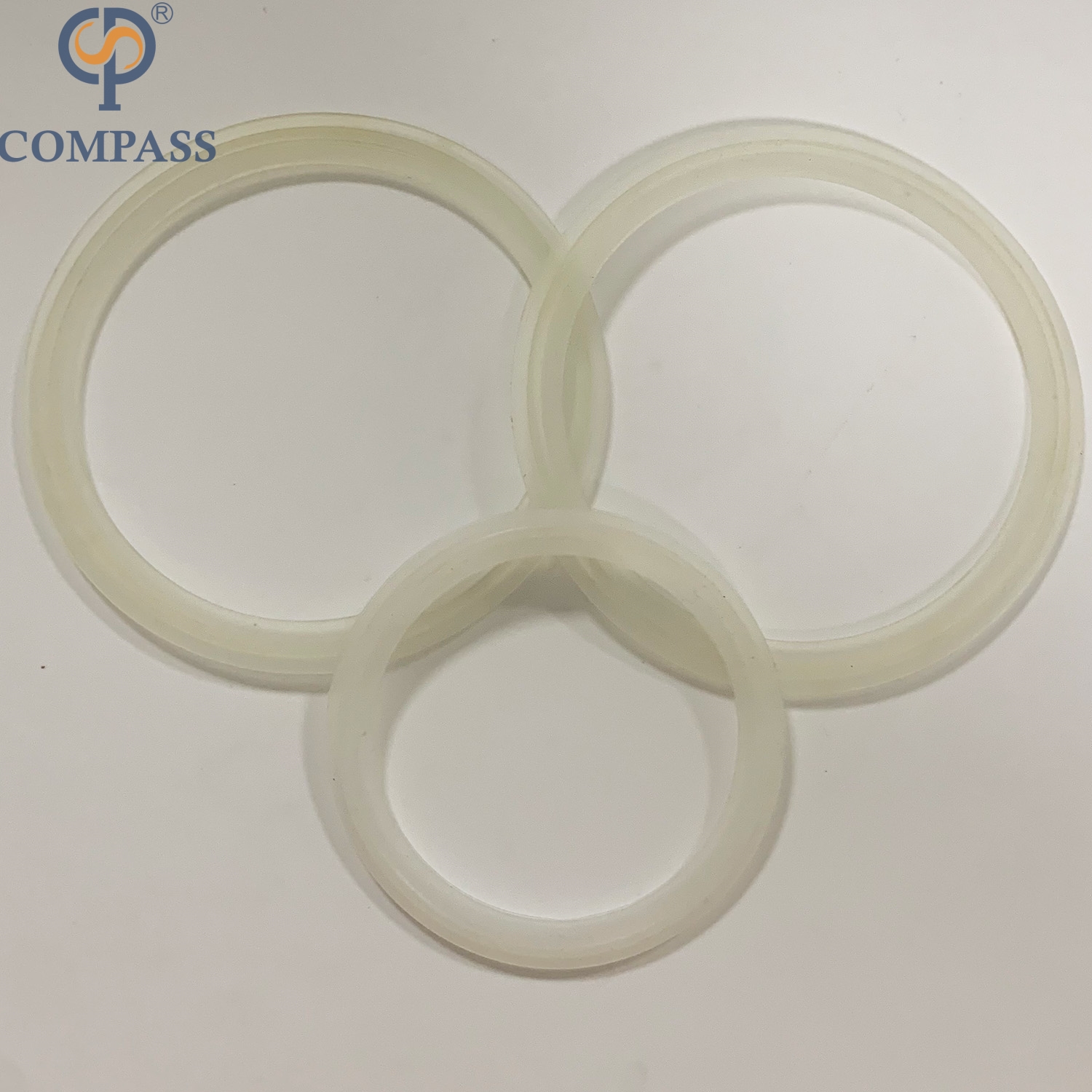 Braçadeira transparente de silicone de grau alimentício TC64MM de 2 polegadas sem borda