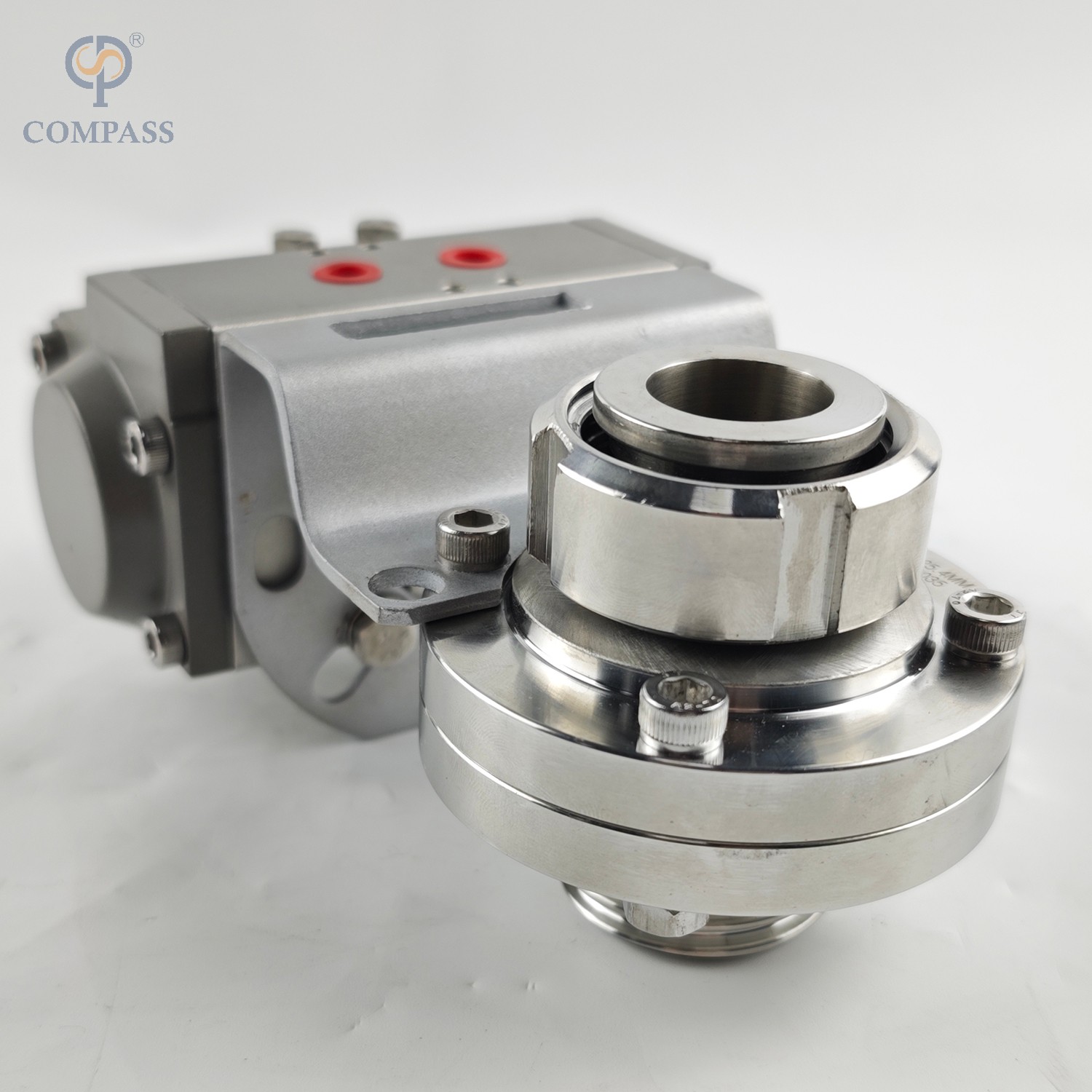 VÁLVULA BORBOLETA MACHO/FÊMEA PNEUMÁTICA SMS DE GRAU ALIMENTÍCIO SS316L COM ATUADOR PNEUMÁTICO