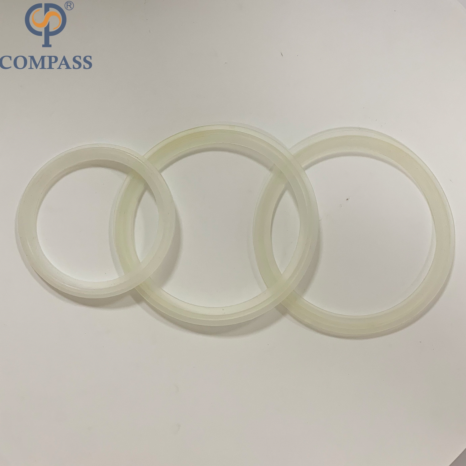 Braçadeira transparente de silicone de grau alimentício TC64MM de 2 polegadas sem borda