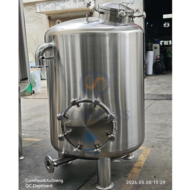 Nova chegada 1000mm tanque vertical de aço inoxidável ss316l oem tanque de filtro sanitário de qualidade alimentar com bueiro de pressão