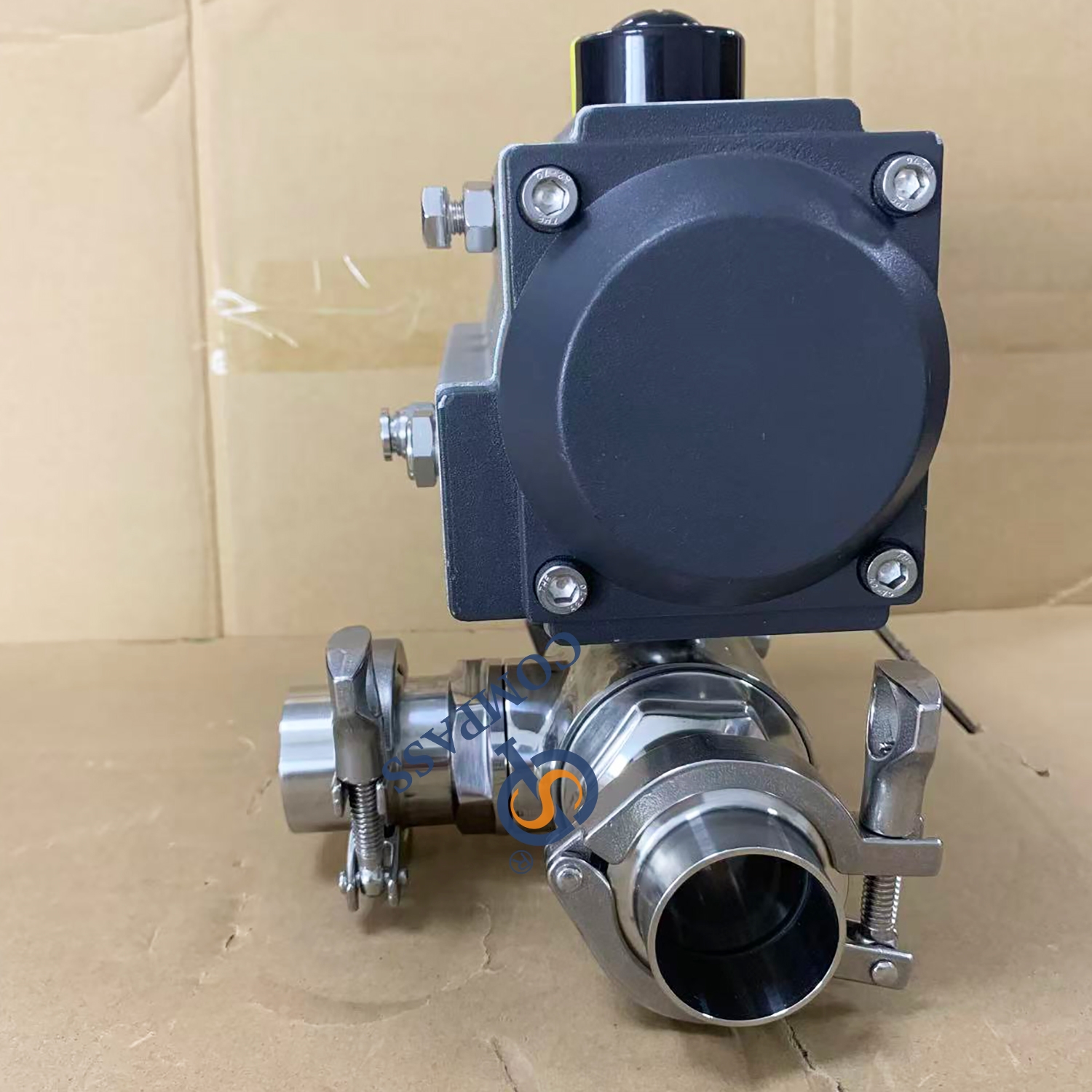 Válvula de esfera pneumática de 3 vias de dupla ação de 2 polegadas SS316L com extremidade ajustada de virola de braçadeira